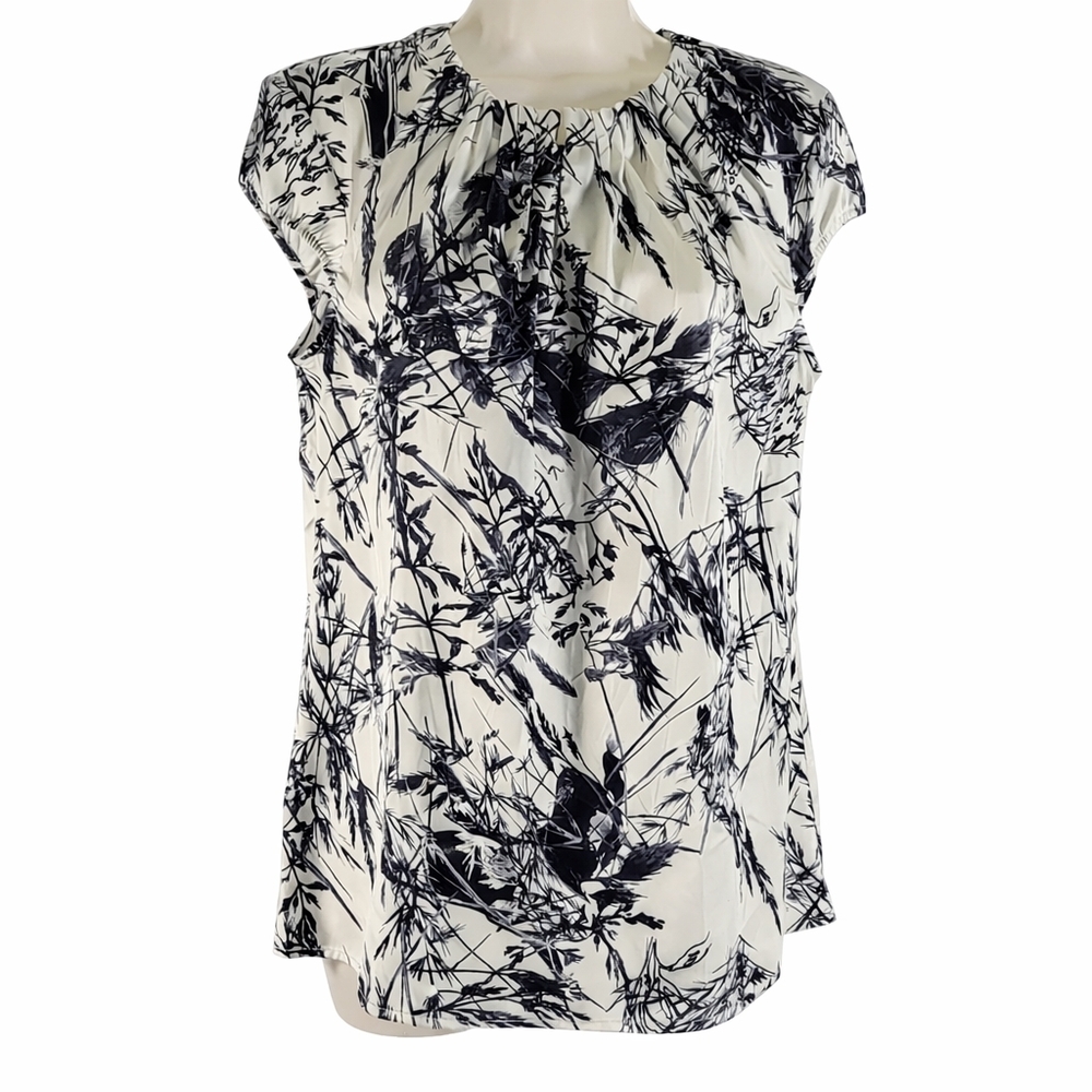 Women's Black & White Floral Cap-Sleeve Blouse